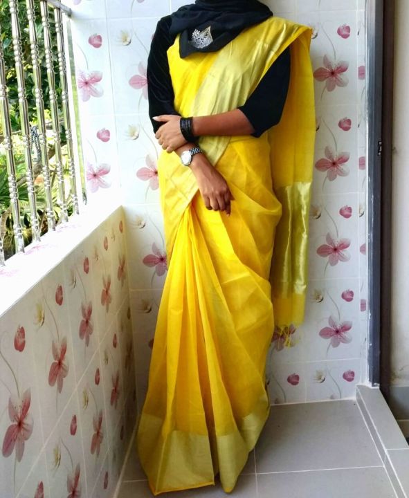 Tangail%20Halfsilk%20Saree%20for%20Women%20-%20A%20Harmonious%20Blend%20of%20Tradition%20and%20Contemporary%20Style%20-%20Image%208