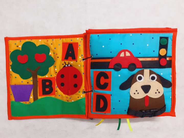 Kidz%20Number%20and%20English%20Alphabet%20Activity%20Book%20made%20by%20fabrics%202%20books)%20-%20Image%206