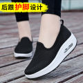 2020 Spring New Style Fly Web Surface Students Sports Footwear women Thick Bottomed Extra High Rocking Shoes Versatile a Pedal. 