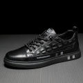 Extra Large Size Summer New Breathable Crocodile Pattern All-Matching and Lightweight Running Sneaker Trendy Men's Leather White Shoes Board Shoes.