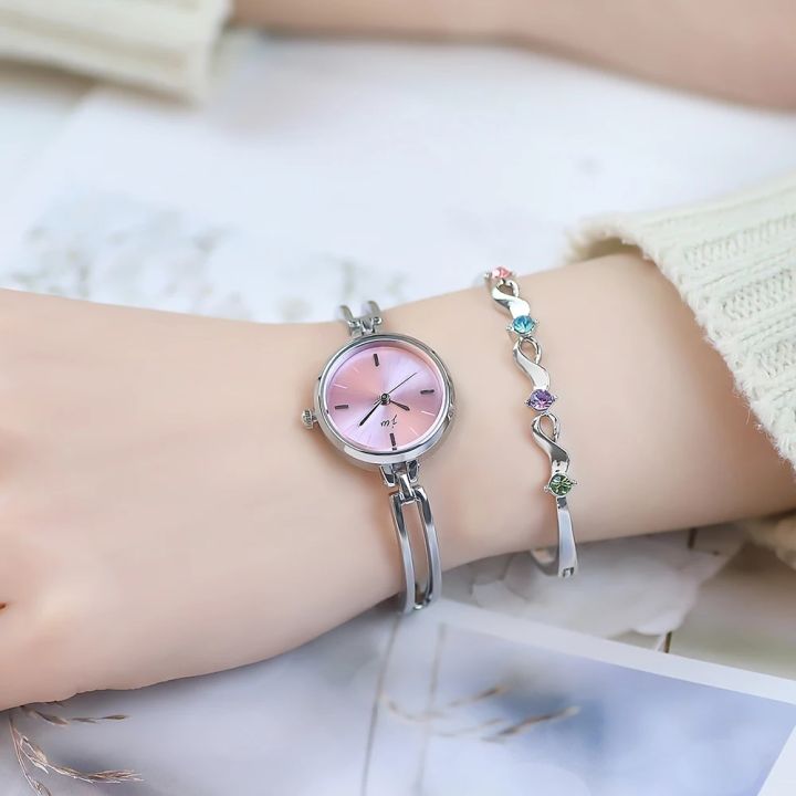 Fashion%20Small%20Dial%20Rose%20Gold%20Women%20Watches%20Alloy%20Strap%20Ladies%20Bracelet%20Watch%20Gift%20Quartz%20Watch%20for%20Women%20-%20Image%205