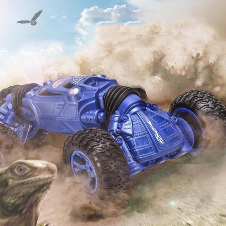 Twisted%20car%20electric%20remote%20control%20four-wheel%20drive%20off-road%20climbing%20car%20one-click%20deformation%20stunt%20double-sided%20driving%20children's%20toy%20car%20-%20Image%209
