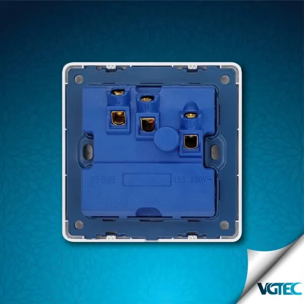 3%20Pin%20Round%20Socket%20-%20Image%202