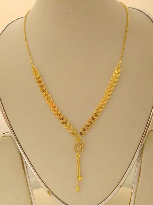 Leaf%20Design%20Fashionable%20New%20Model%20Necklace/Chain%20For%20Women%20&%20Girls%20-%20Image%203