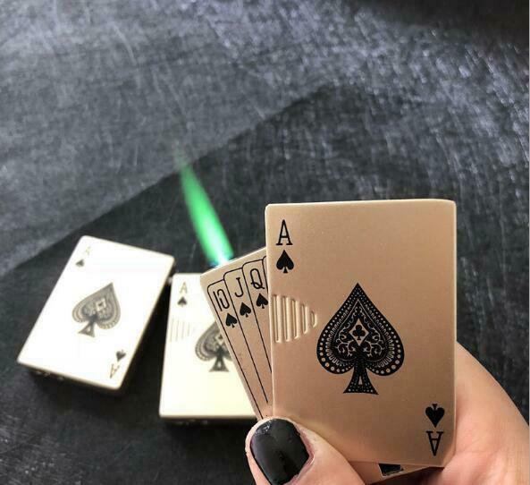 Card%20Gas%20Lighter%20-%20Image%202