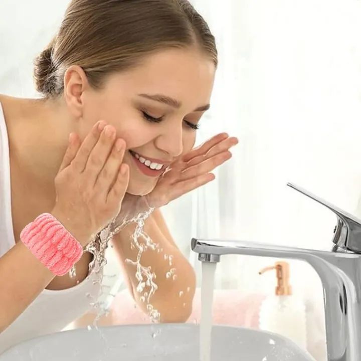 Wash%20Towel%20Band%20Wristbands%20for%20Washing%20Face%20Absorbent%20Wristbands%20Wrist%20Sweatband%20for%20Women%20Girls%20Prevent%20Liquid%20from%20Spilling%20Down%20Your%20Arms%20Spa%20Wrist%20Washband%20Microfiber%20Wrist%20-%20Image%202