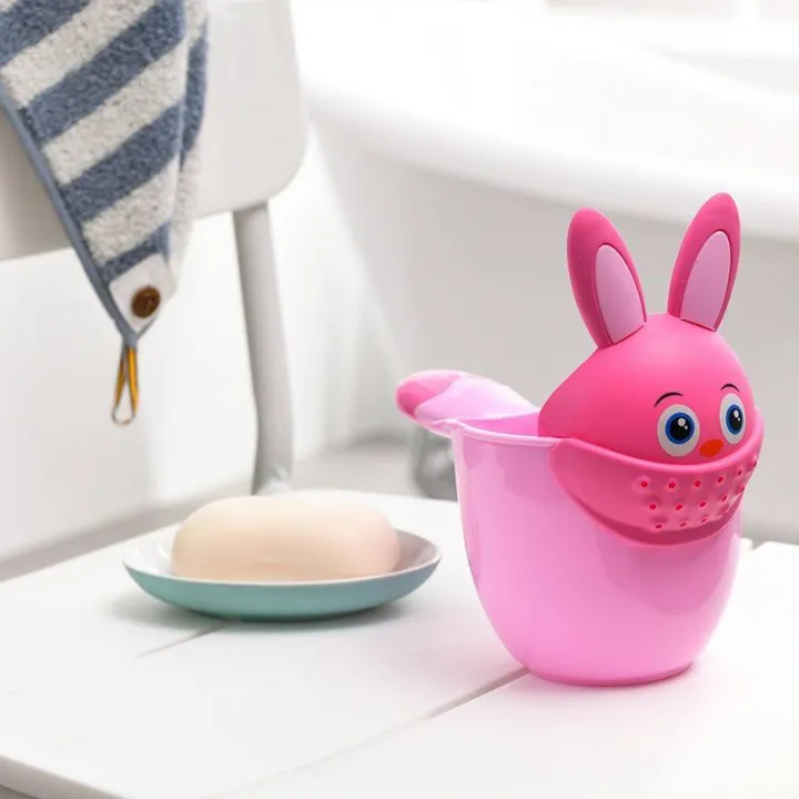 Cute%20Cartoon%20Rabbit%20Baby%20Bath%20Cup%20Kids%20Wash%20Hair%20Shower%20Shampoos%20Rinse%20Cup%20Multifunctional%20Sprinkler%20Baby%20Hair%20Bath%20Shampoos%20Rinse%20Bath%20Rinser%20with%20Handle%20-%20Image%205