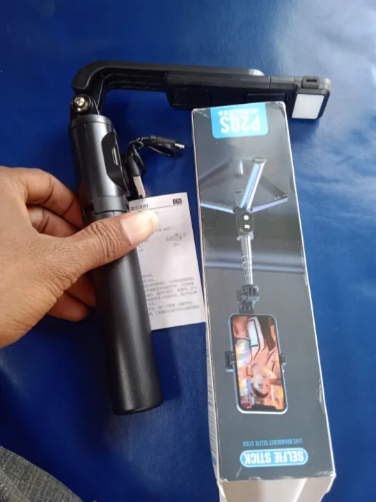 P20S%20Bluetooth-Compatible%20Selfie%20Stick%20With%20Tripod%20Plastic%20Mobile%20Phone%20Holder%20Handle%20Retractable%20Portable%20Multifunctional%20Tripod%20(100cm)%20-%20Image%203
