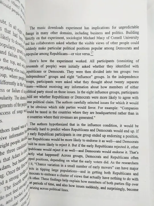 Nudge:%20Improving%20Decisions%20About%20Health,%20Wealth,%20and%20Happiness%20-%20Image%204