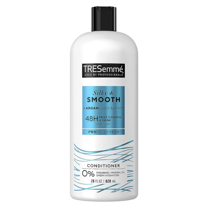 USA%20Tresemme%20Silky%20&%20Smooth%20Conditioner%20828ml%20-%20Image%203