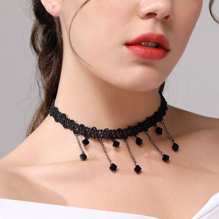 Korean%20Black%20Flower%20Rhinestone%20Choker%20Statement%20Necklace%20for%20Women%20Fashion%20Velvet%20Choker%20Jewelry%20Accessories%20Lace%20Hand-Knit%20Necklace%20for%20Girls%20Simple%20-%20Female%20Neck%20Chain%20Black%20Lace%20Collar%20Choker%20Necklace%20for%20Women%20-%20Image%202