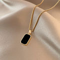 Korean Fashion Black Square Shell Pendant Necklace for Women Vintage Jewelry for Women Valentines Day Gift Collares Para Mujer. 