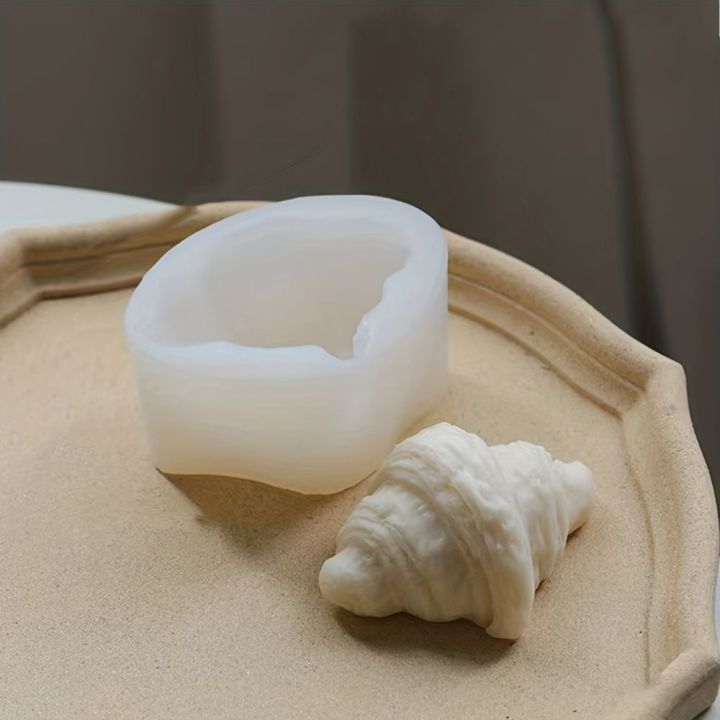 Steamed%20Cake%20Making%20Tool%20Silicone%20Bread%20Candle%20Mold%20Simulation%20Croissant%20Shape%20Mousse%20Cake%20Mold%20Creative%20French%20Bread%20Molds%20Soap%20Aromatherapy%20Candle%20Making%20Shell%20-%20Image%207
