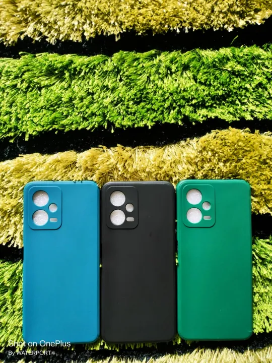 Redmi%20Note%2012%20Pro+%205G%20Back%20Cover%20Silicon%20Case%20Soft%20Premium%20Quality%20Longlasting%20Usable%20Xiaomi%20Redmi%20Note%2012%20Pro%20Plus%205G%20Back%20Case%20With%20Glossy%20Silicon%20Silky%20Touch%20Finised%20With%20Camera%20Protection%20-%20Image%203