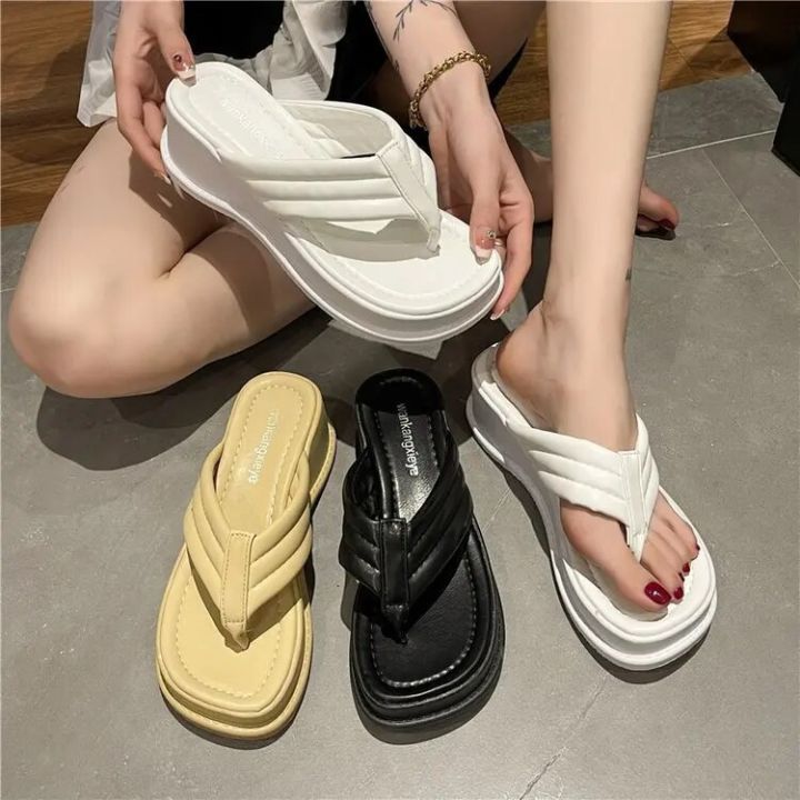 Women's Flip Flops with Thick Soles Summer Slippers Sandals Woman Casual Platform Beach Slides Designer Clip Toe Sandal Shoes
