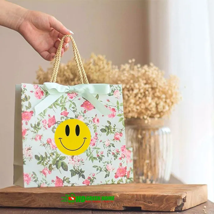 100%20pcs%20x%202.5cm%20Round%20Yellow%20Smiley%20Face%20Sticker%20Self%20Adhesive%20Happy%20Face%20Circle%20Label%20Stickers%20-%20Image%204