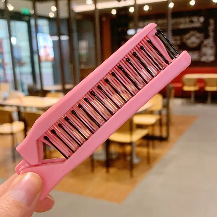 Practical%20Baby%20Foldable%20Comb%20Hair%20Accessories%20Portable%20Dual-use%20Multi-function%20Travel%20Comb%20For%20Girls%20-%20Image%203