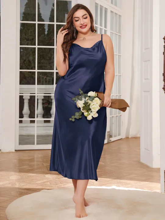 Women%E2%80%99s%20Plus%20Size%20Silk%20Night%20Dress%20%7C%20Comfortable%20Nightgown%20Skirt%20for%20Relaxing%20Sleep%20-%20Image%205