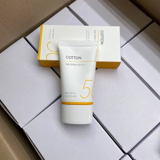 Missha%20All%20Around%20Safe%20Block%20Cotton%20Sun%20SPF50+%2050ml%20-%20Image%205