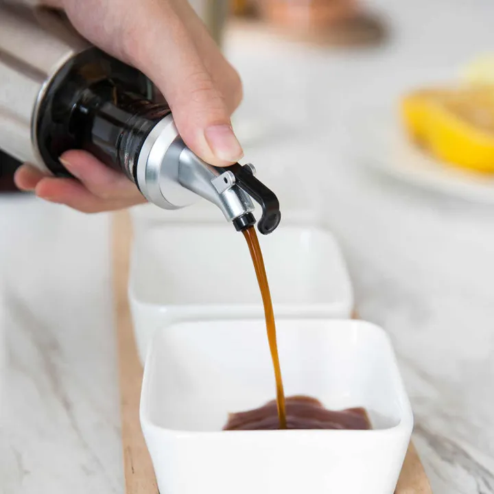 Oil%20and%20Vinegar%20Dispenser%20Bottle%20Oil%20Bottle%20Household%20Soy%20Sauce%20Bottle%20Seasoning%20Bottle%20Oil%20Vinegar%20Pot%20500%20ml%20-%20bix%20super%20shop%20-%20Image%207