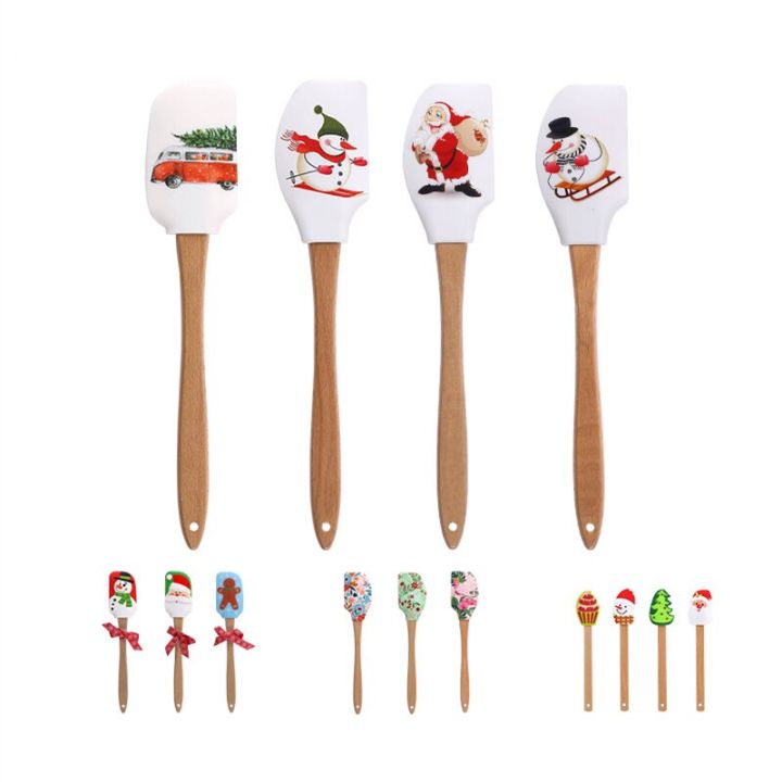 Cake%20Cream%20Silicone%20Spatula%20Christmas%20Themed%20Wooden%20Handle%20Pastry%20Batter%20Mixing%20Scraper%20Baking%20Decorating%20Tools%20Kitchen%20Utensils%20-%20Image%203