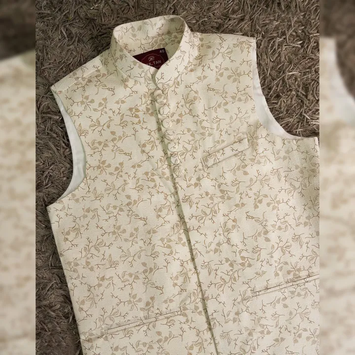Printed%20golden%20koti%20for%20men%20print%20brand%20%7C%20Nehru%20jacket%20for%20men%20%7C%20Waist%20coat%20and%20vest%20for%20men%20golden%20-%20Image%2010