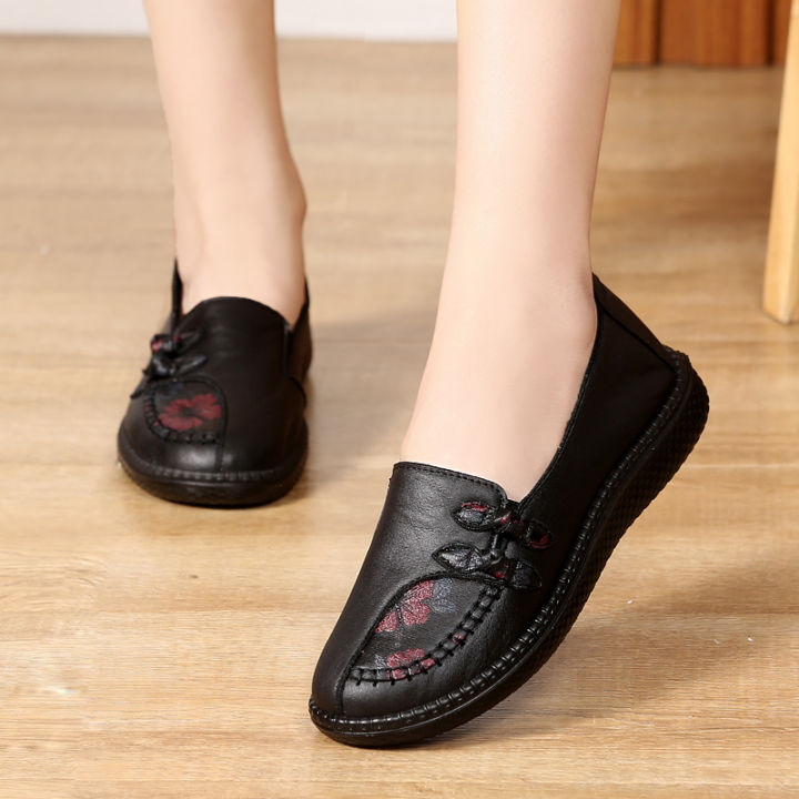 2023New Old Beijing Cloth Shoes Women's Soft Bottom Comfortable Non-Slip Waterproof Leisure Versatile Middle-Aged and Elderly Mother Shoes