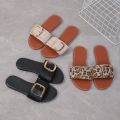 2023 cross-border plus size slippers women's summer new leopard print round toe belt buckle straight flat bottom simple casual flippers. 