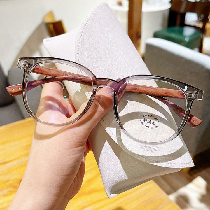 Anti%20Blue%20Light%20Student%20Women%20Glasses%20Retro%20Wooden%20Myopia%20Glasses%20Transparent%20Glasses%20Frame%20Flat%20Glasses%20Unisex%20-%20Image%204