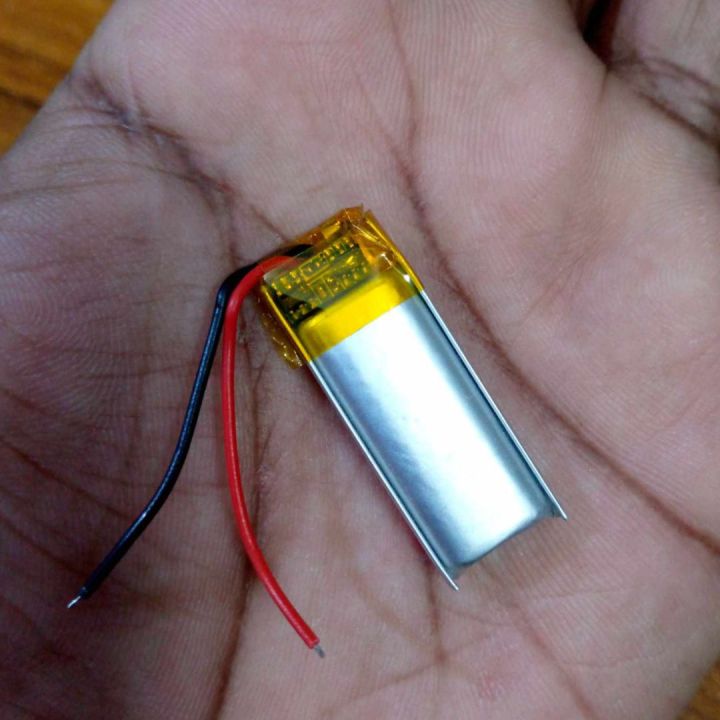 M400%20Small%20BLUETOOTH%20Headphone%20Battery%203.7V%20Rechargeable%20Battery%203.7V%20Battery%20Size%2030x10x5mm%20Lithium%20Polymer%20Rechargeable%20Battery%20-%20Image%204