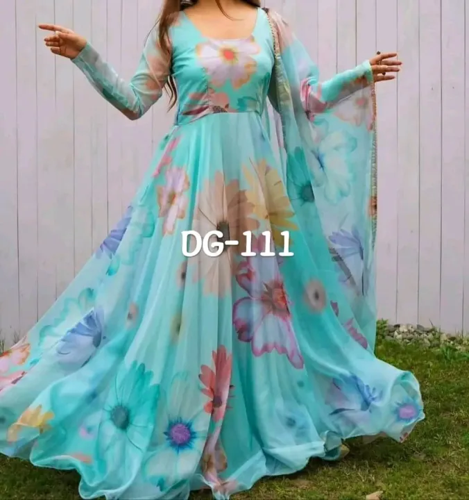 Readymade%20Orgonja%20Screen%20Print%20Gown%20Three%20Piece%20-%20Elevate%20Your%20Style%20with%20this%20Stunning%203-Piece%20Dress%20-%20Image%202