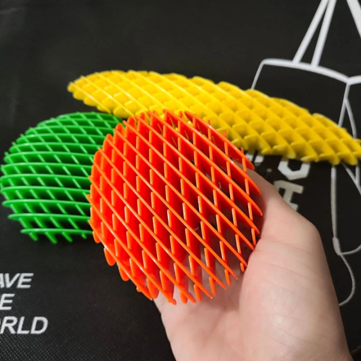 Fidget%20gadget%20in%20the%20form%20of%20a%20worm%20-%20Image%207
