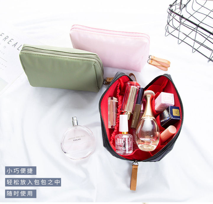 Small%20Makeup%20Bag%20for%20Women%20Cosmetic%20Purse,%20Portable%20Handbag%20for%20Women%20and%20Girls%20Toiletry%20Bag%20Waterproof%20Makeup%20Organizer%20Case%20-%20Image%204