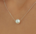 Simple stylish Pearl Necklace for Women. 