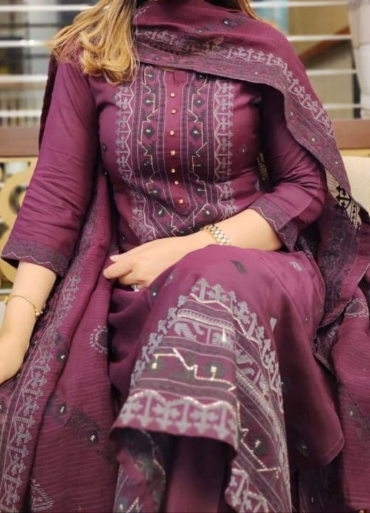 Latest%20Exclusive%20Cotton%20Unstitched%20Skin%20Print%20High%20Quality%20Three%20Piece%20dress%20For%20Women%20-%20Image%202