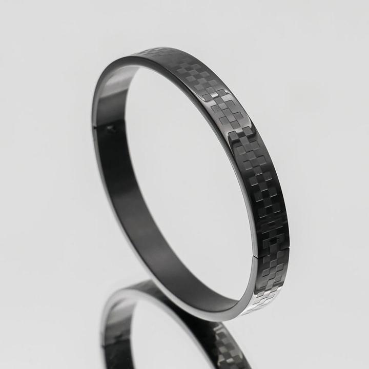 Good%20Quality%20Stainless%20Steel%20Bangles%20Cuff%20Bracelet%20for%20Men%20-%20Image%202