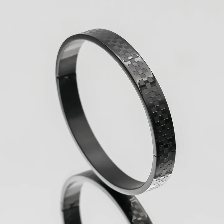 Good%20Quality%20Stainless%20Steel%20Bangles%20Cuff%20Bracelet%20for%20Men%20-%20Image%202