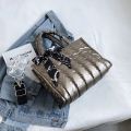 Ladies Large Capacity Handbags Fashion Cotton Padded Shoulder Crossbody Bags for Women Autumn Winter Quilted Shopping Tote Bags. 
