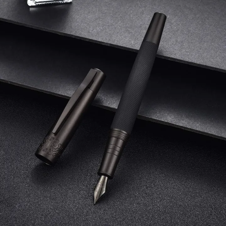 Hongdian%206013%20Matte%20Black%20Fine%20Nib%20Fountain%20Pen%20with%20Metal%20Box%20Titanium%20Black%20Gift%20Pen%20Set%20-%20Image%2010