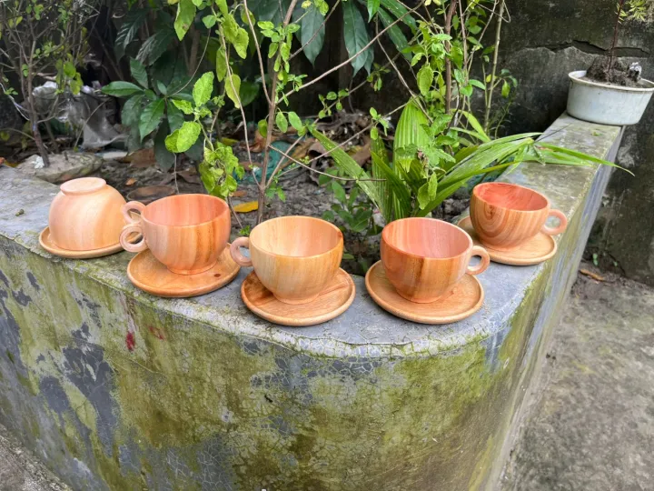 Customized%20Handmade%20Mahogany%20Wooden%20Cup%20-%20Unique%20and%20Personalized%20Gift%20for%20Your%20Loved%20Ones%20-%20Wooden%20Cup%20-%20Image%203