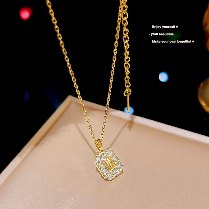 Non-fading%20M%20letter%20titanium%20steel%20necklace%20for%20women,%20versatile,%20exquisite%20and%20high-end%20clavicle%20chain,%20fashionable%20light%20luxury%20niche%20pendant%20-%20Image%202