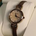 Retro exam watch women's student ins high value light luxury british small fragrance small dial ladies quartz watch.