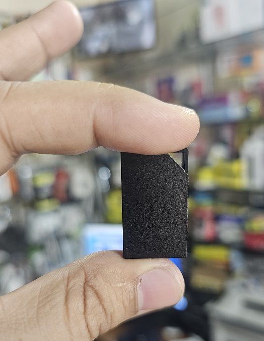 AR44%20Super%20Mini%20Voice%20Recorder%2032GB%20Memory%20Sound%20Recorder%201.5%20inch%20size%20-%20Image%204