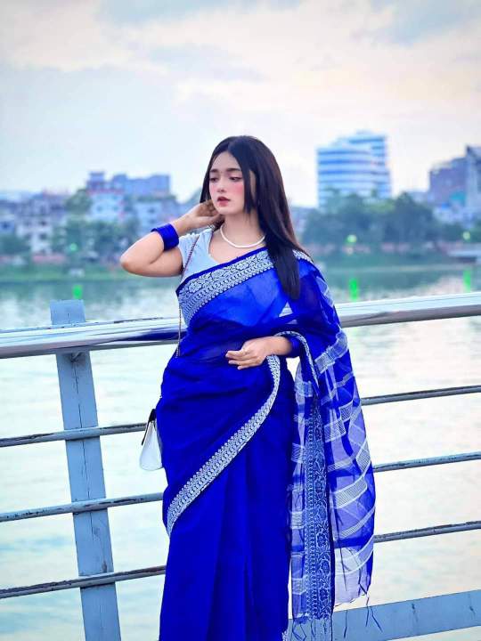 Marvelous Design Joba Saree - Easy to Use And Maintain - Elegance Personified Exclusive Munni Saree Ghor (TAN)