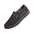Factory wholesale 3520 summer breathable men's mesh shoes hollow casual sneakers soft soled old Beijing mesh cloth shoes. 