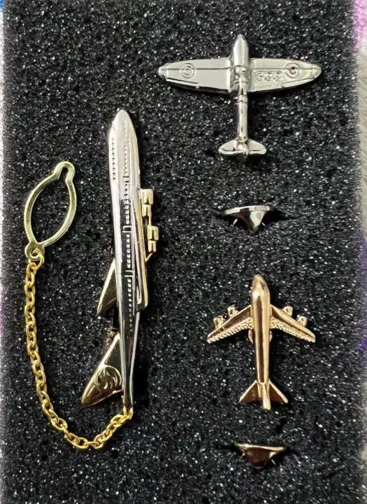 Aeroplane%20Tie%20Clip%20&%20Mini%20Aircraft%20Pin%20%E2%80%93%203-Piece%20Brooch%20Set%20for%20Men%E2%80%99s%20Suit%20&%20Shirt%20Accessories%20-%20Image%203