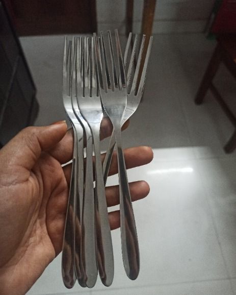 Spoon%20Set/Table%20Spoon%20Set/Cutlery%20Set/Non-Magnetic%20Stainless-Steel%20Tabe%20Spoon%20-7%20to%208%20Inches-12%20Pcs%20-%20Image%203