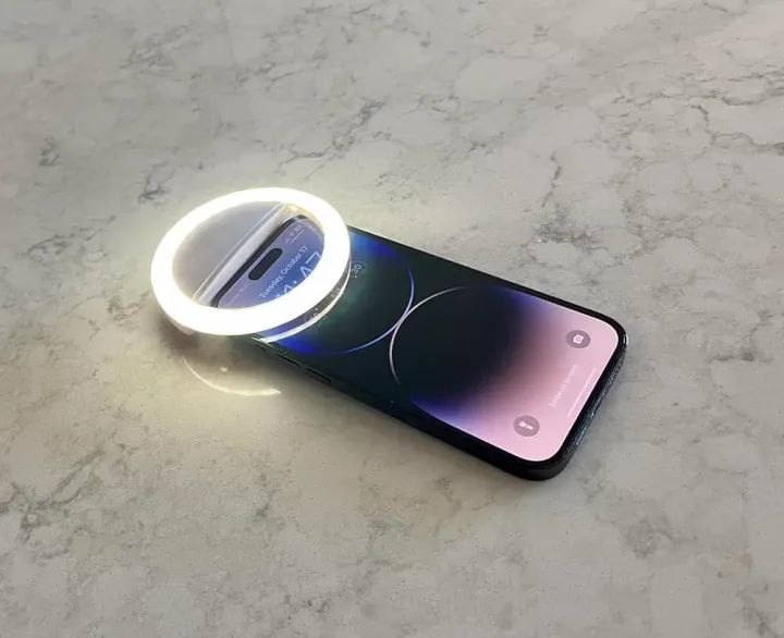 Rechargeable%20Portable%20Clip-on%20Selfie%20Ring%20Light%20With%2036%20LED%20for%20iPhone/Android%20Phone%20Photography%20Camera%20Video%20%7C%203%20Adjustable%20Light%20Modes%20-%20Image%206