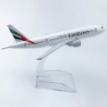 Model Aircraft Metal Replica Airplane Emirates Etihad Aviation Plane for Gift Show piece  (1:450) B777. 