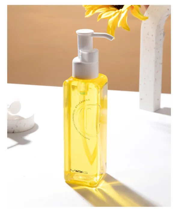 MYG%20USA%203in1%20Makeup%20remover%20oil%20150ml%20professional%20makeup%20remover%20moisturizing%20&%20nourishing%20skin%20-%20Image%207